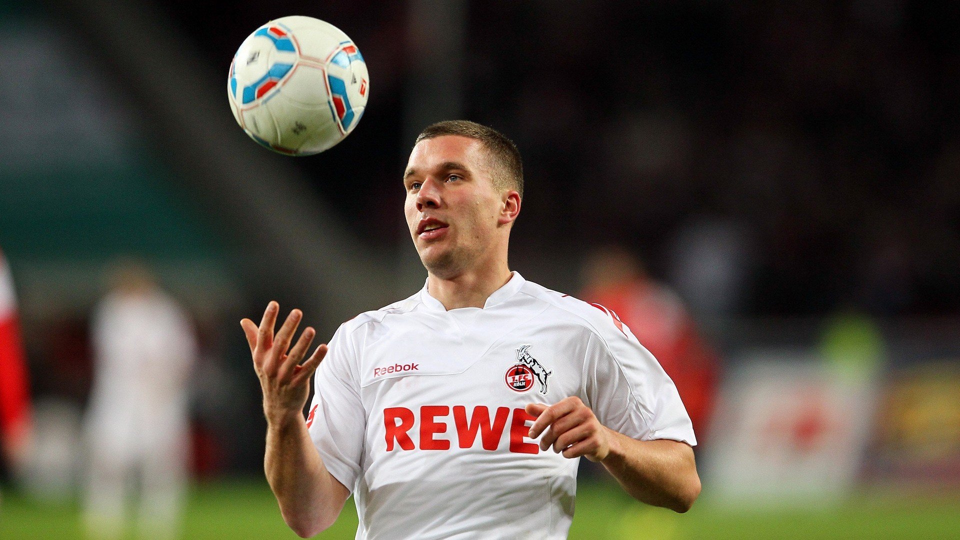 开云体育中国-拉什福德，美加墨世界杯之夜，一人舞动三国的绿茵剧本